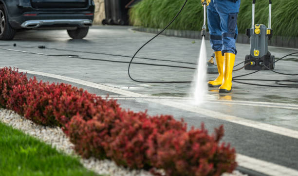 Why Choose Our Certified Pressure Washing Experts for Your Project Needs in East Palatka, FL?